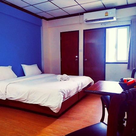 Beerapan Hotel Bangkok Kültér fotó