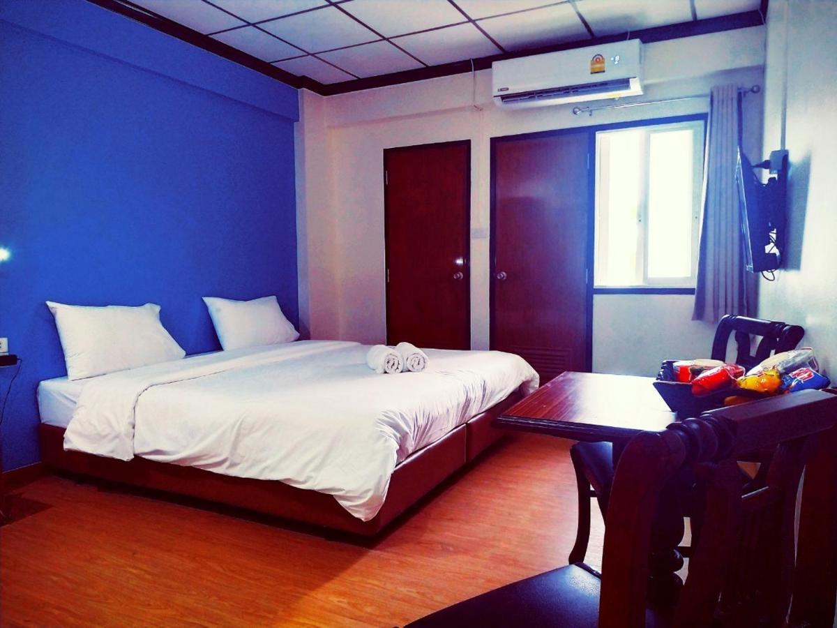 Beerapan Hotel Bangkok Kültér fotó