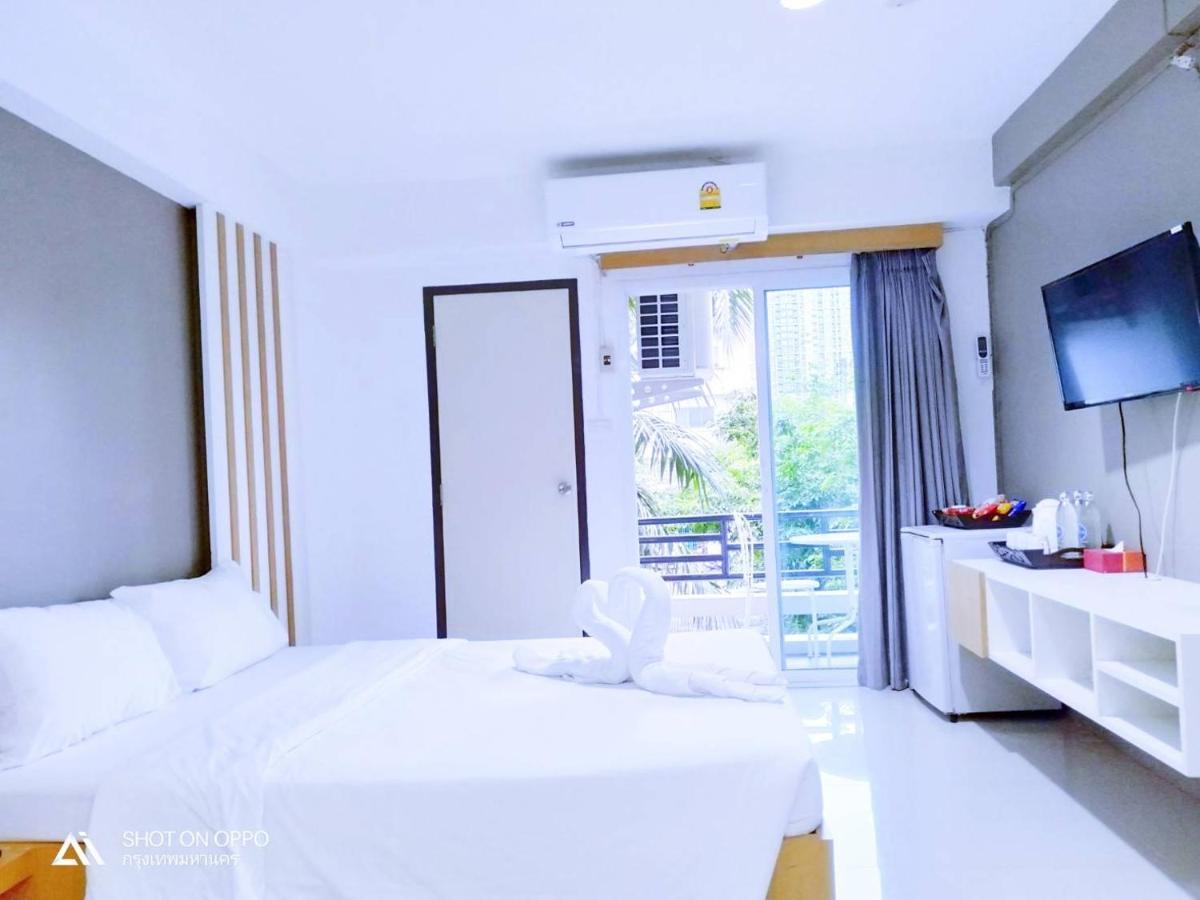 Beerapan Hotel Bangkok Kültér fotó