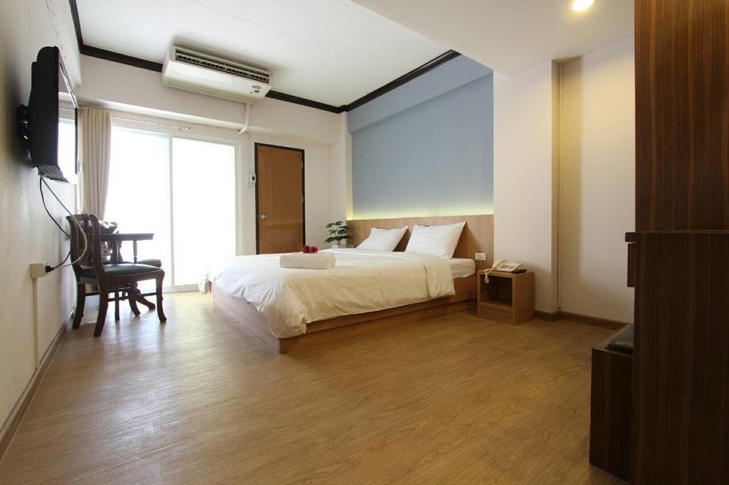 Beerapan Hotel Bangkok Szoba fotó