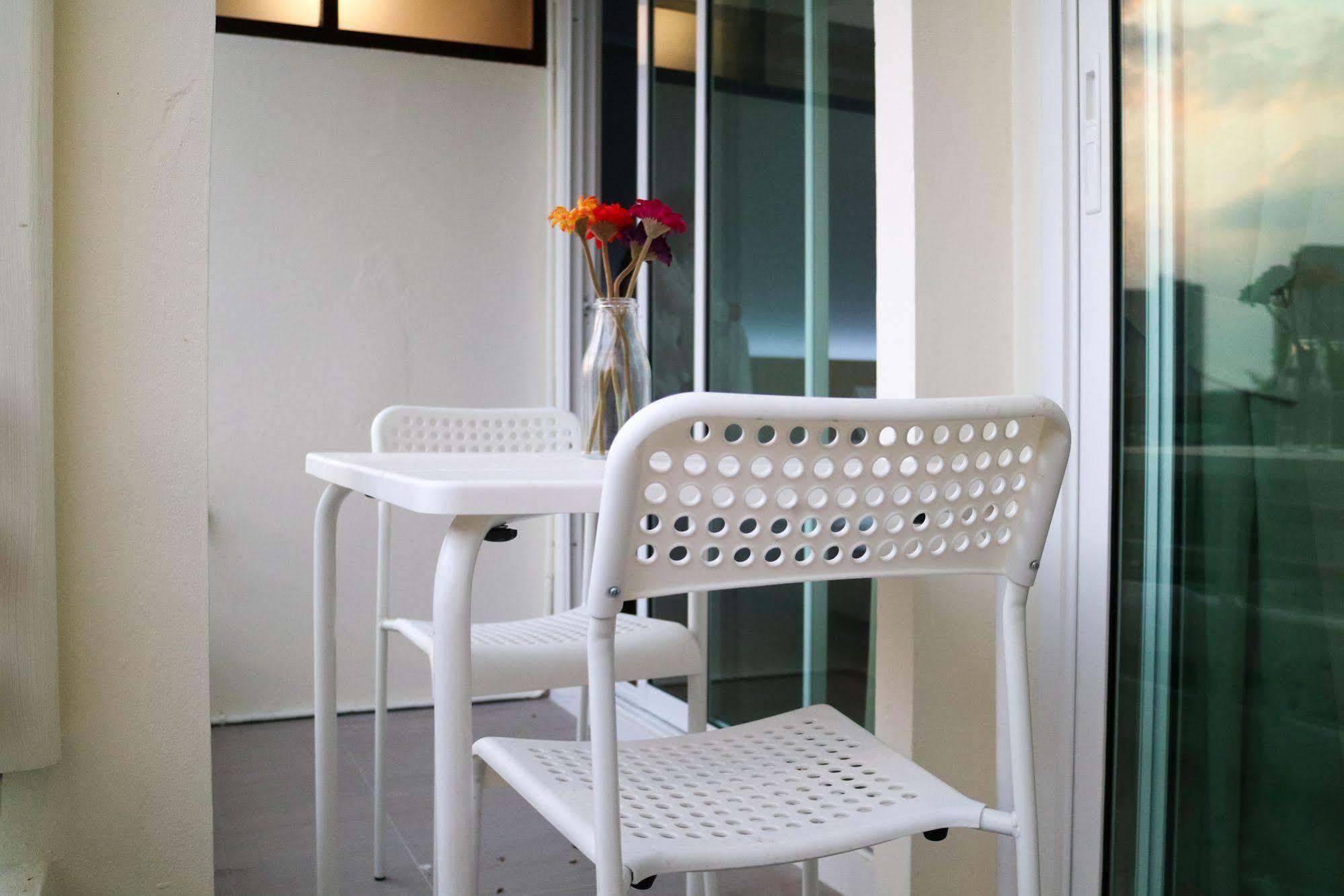 Beerapan Hotel Bangkok Kültér fotó