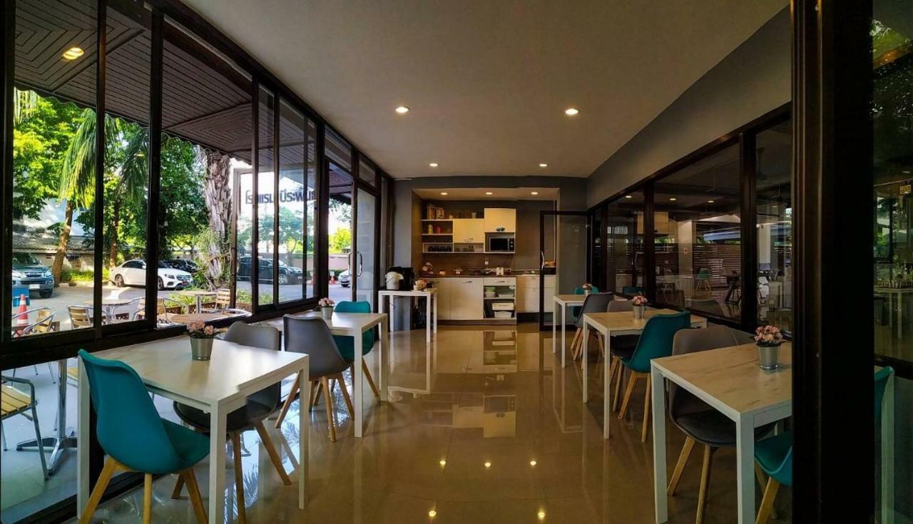 Beerapan Hotel Bangkok Kültér fotó
